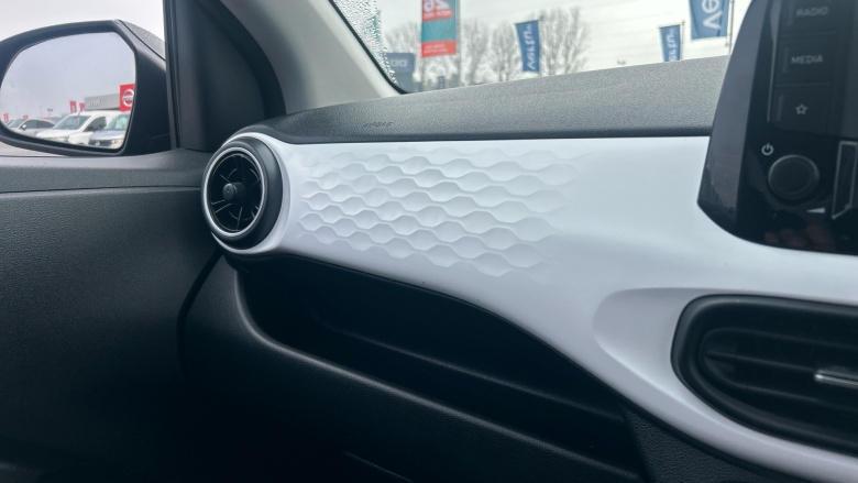 Hyundai i10 1.2 MPi Premium 5dr Petrol Hatchback